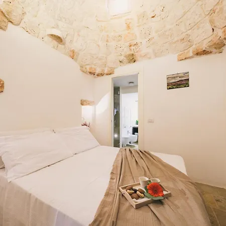 Helloapulia - Trulli Tra Pietre