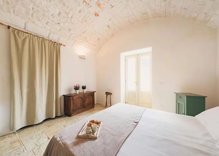 Helloapulia - Trulli Tra Pietre Ceglie Messapica